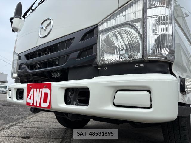 Mazda TITAN 2015-09 8011219-16