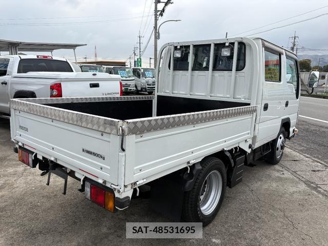 Mazda TITAN 2015-09 8011219-2