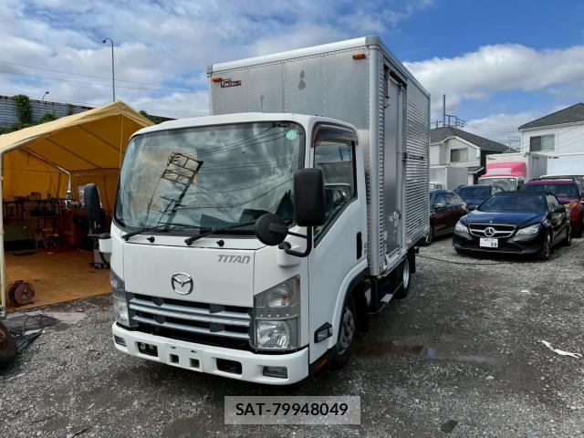 Mazda TITAN 2013-03 8011497-1