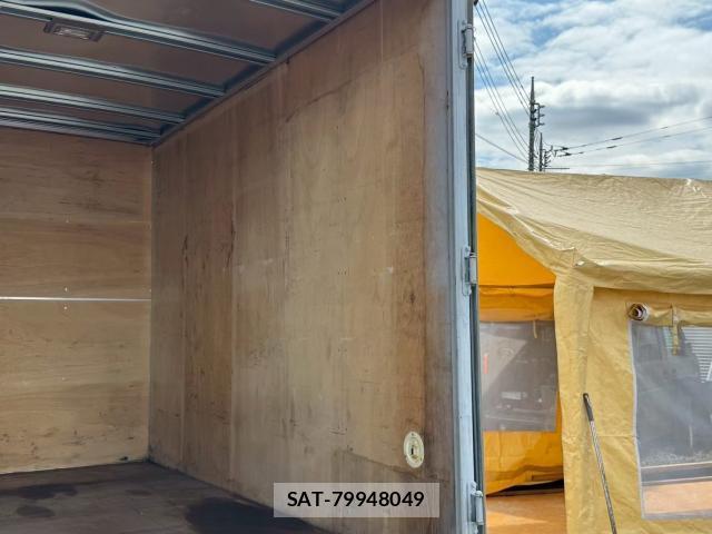 Mazda TITAN 2013-03 8011497-14