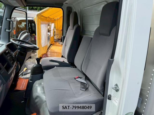 Mazda TITAN 2013-03 8011497-5