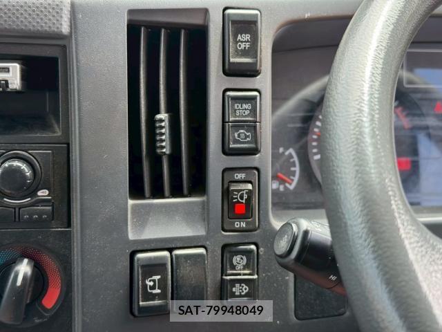 Mazda TITAN 2013-03 8011497-9