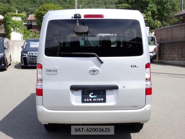 Toyota TOWNACE VAN 2021-06 8004011-1