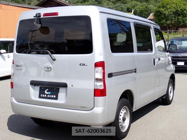 Toyota TOWNACE VAN 2021-06 8004011-13