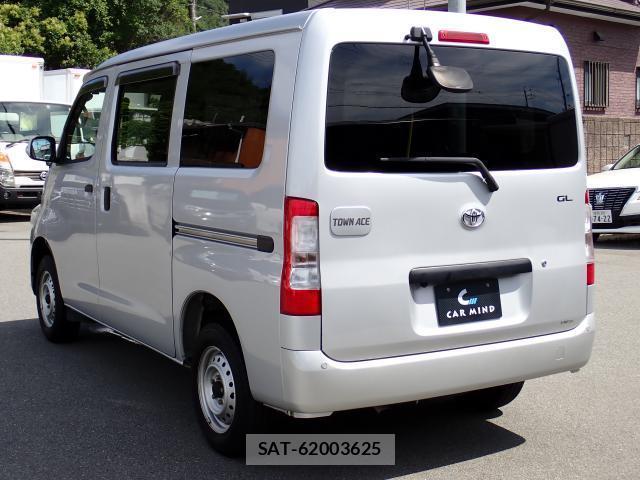 Toyota TOWNACE VAN 2021-06 8004011-14