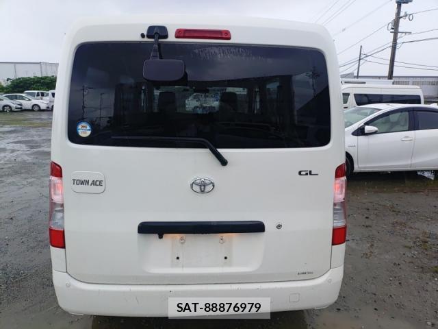Toyota TOWNACE VAN 2021-06 8005632-3