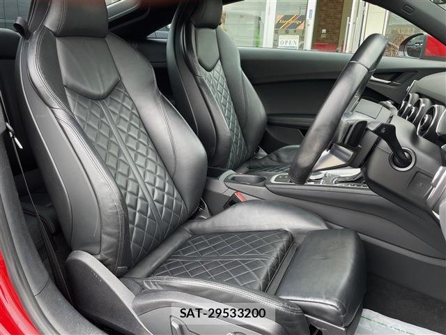 Audi TT 2016-10 8004684-15