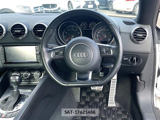 Audi TT 2012-12 8004693-17