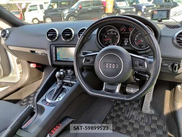 Audi TT 2014-09 8006398-15