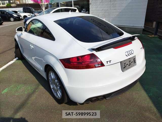 Audi TT 2014-09 8006398-6