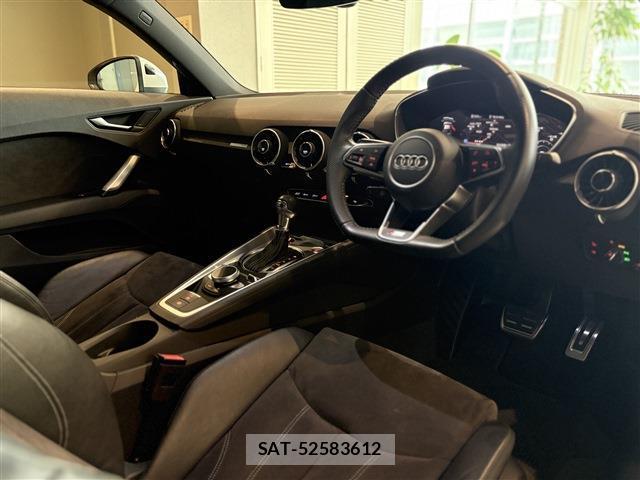 Audi TT 2017-12 8006446-10