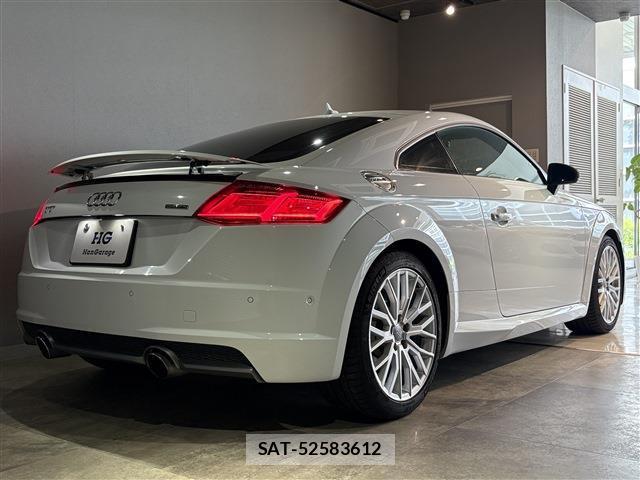 Audi TT 2017-12 8006446-2
