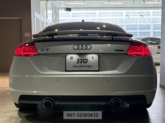 Audi TT 2017-12 8006446-3