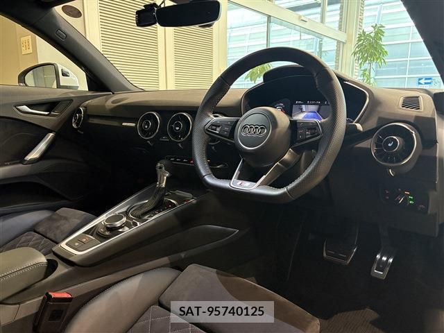 Audi TT 2019-08 8006451-10