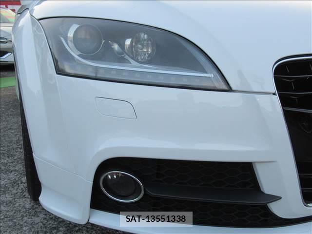 Audi TT 2012-06 8006580-10
