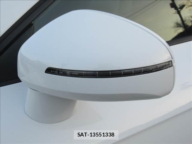Audi TT 2012-06 8006580-11