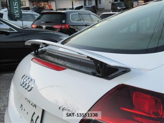 Audi TT 2012-06 8006580-16
