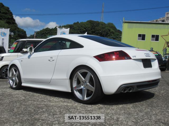 Audi TT 2012-06 8006580-17