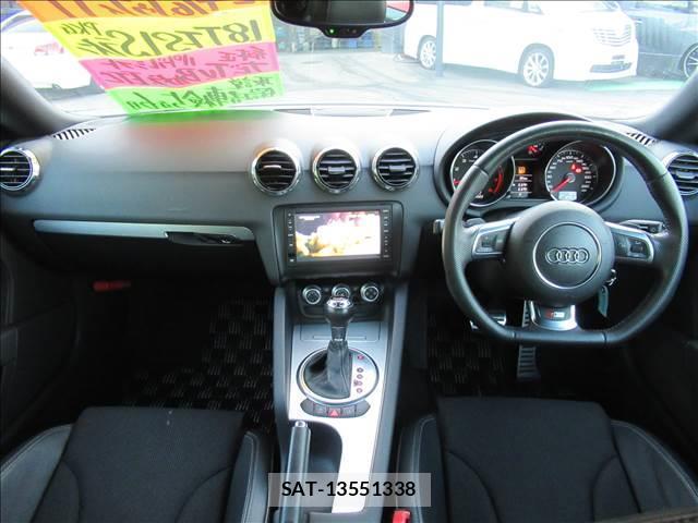 Audi TT 2012-06 8006580-3
