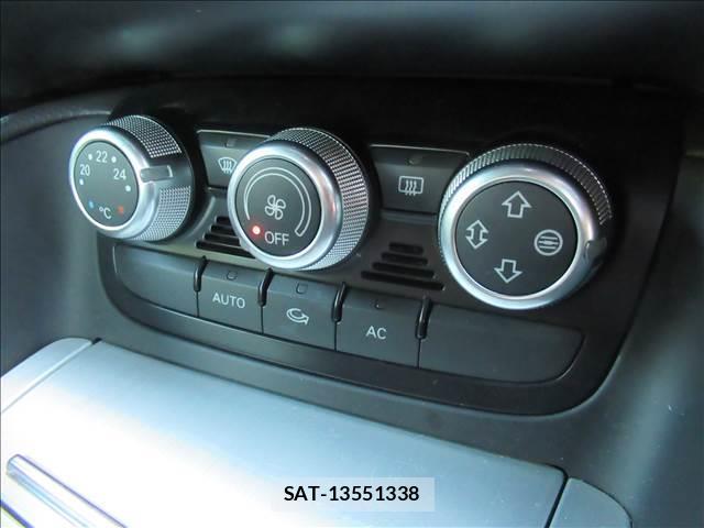 Audi TT 2012-06 8006580-8