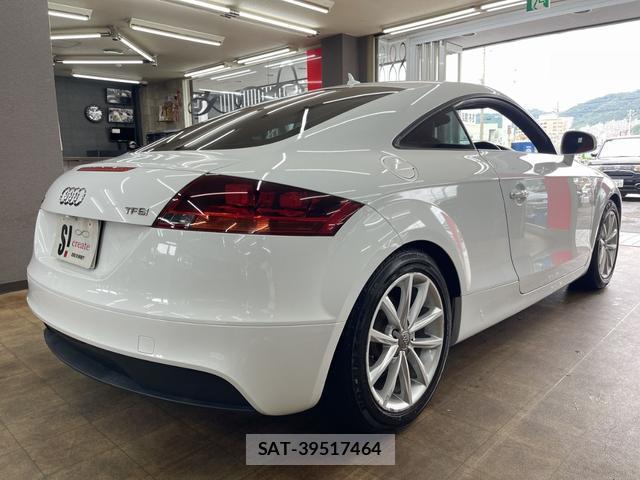 Audi TT 2012-11 8007952-1