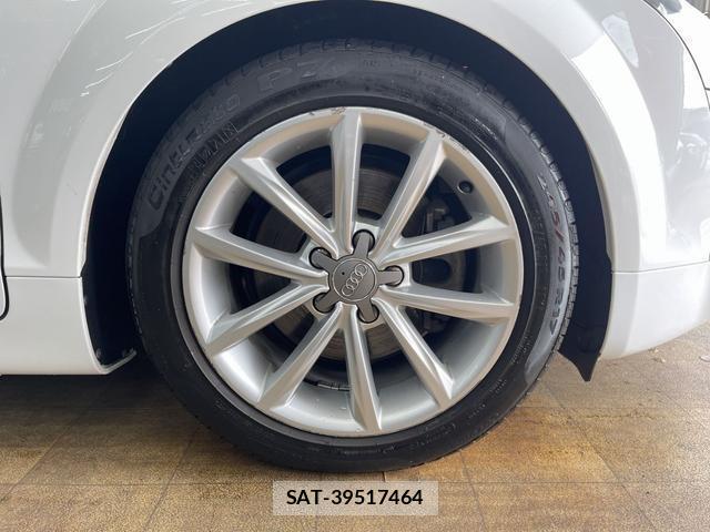 Audi TT 2012-11 8007952-4