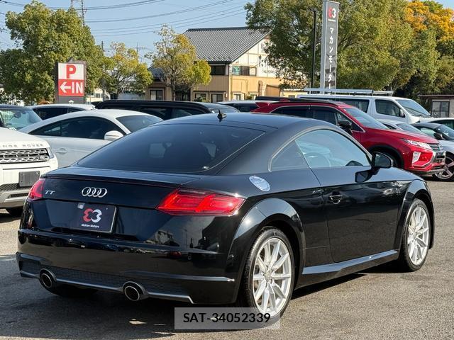 Audi TT 2016-09 8008430-11