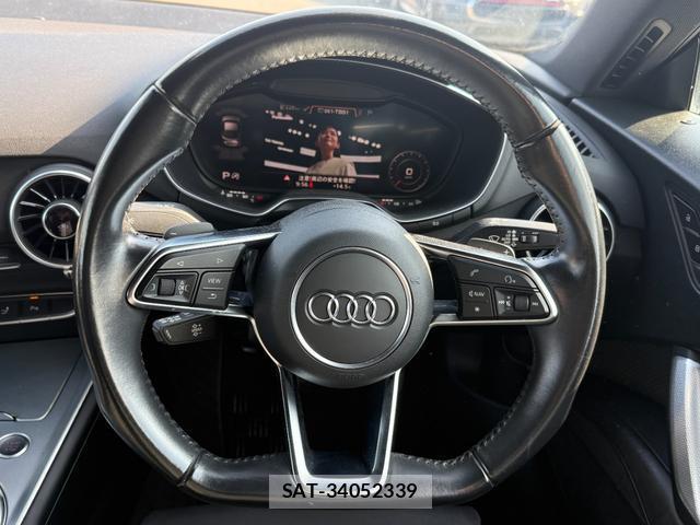 Audi TT 2016-09 8008430-18