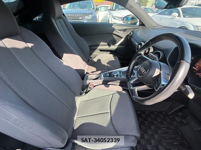 Audi TT 2016-09 8008430-4