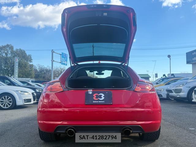 Audi TT 2015-12 8008431-14