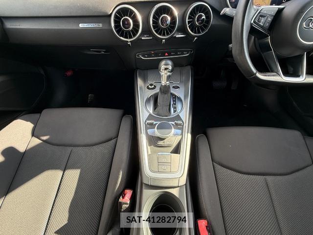 Audi TT 2015-12 8008431-19