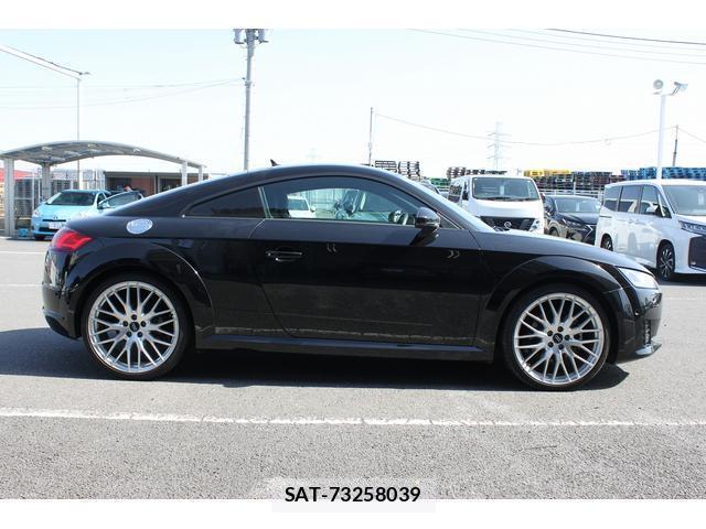 Audi TT 2017-05 8008607-4