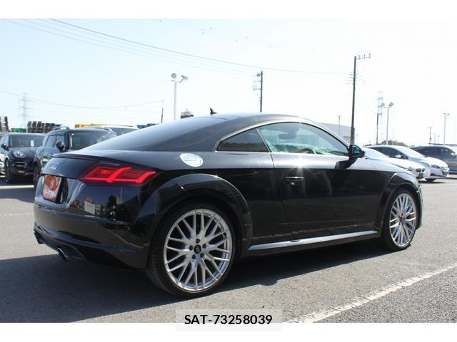 Audi TT 2017-05 8008607-5