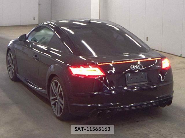 Audi TT 2016-11 8008991-1