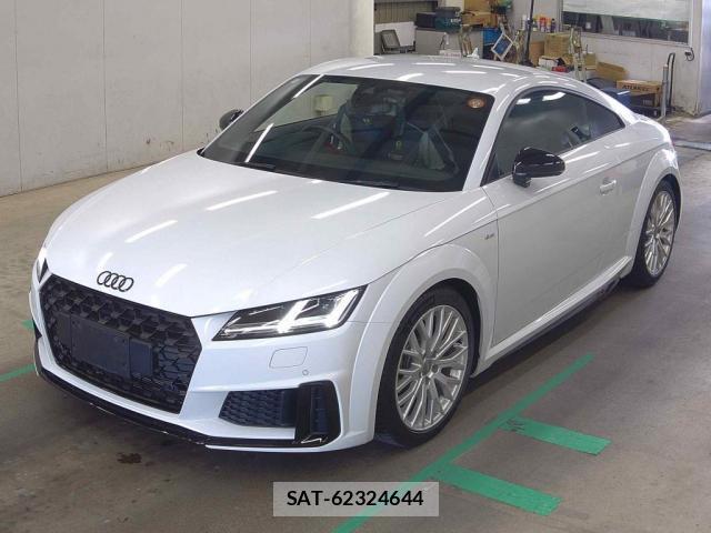 Audi TT 2022-06 8009117-0