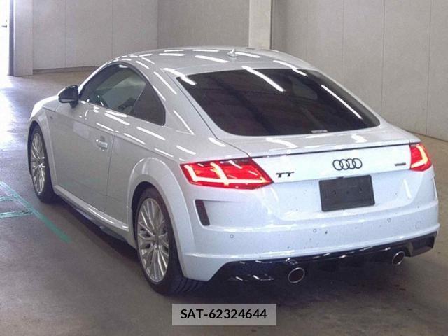 Audi TT 2022-06 8009117-1
