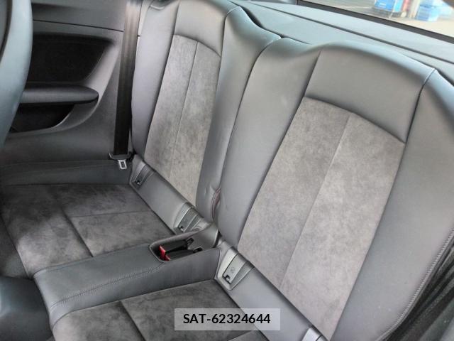 Audi TT 2022-06 8009117-3