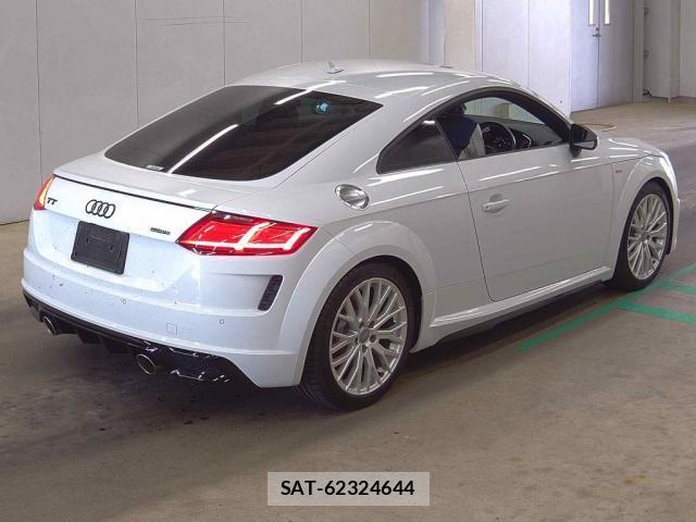 Audi TT 2022-06 8009117-4