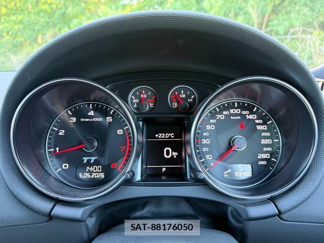 Audi TT 2012-05 8009634-11
