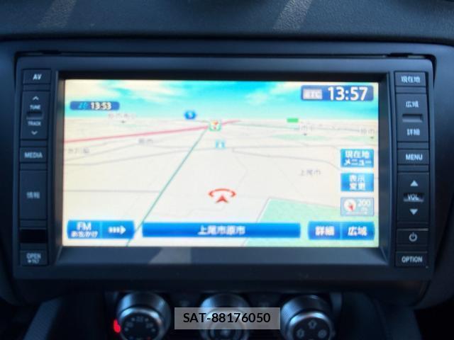 Audi TT 2012-05 8009634-8