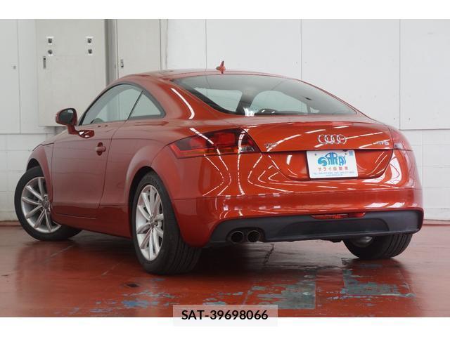 Audi TT 2012-06 8009810-11