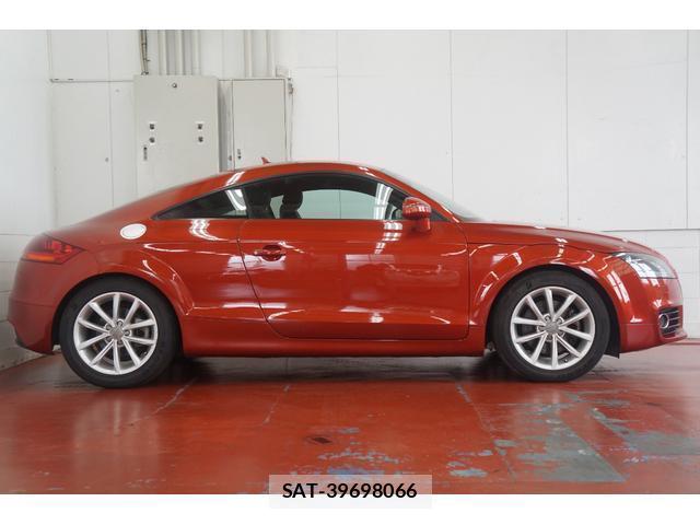 Audi TT 2012-06 8009810-3