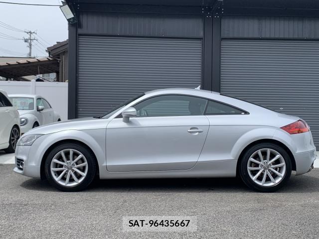 Audi TT 2013-06 8010335-10