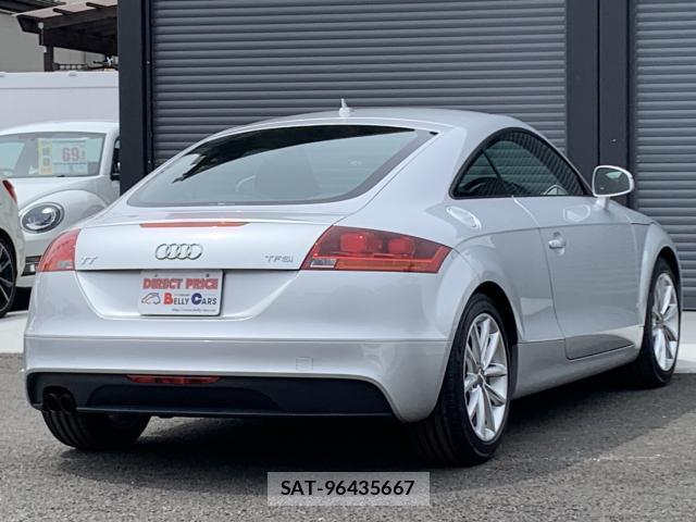 Audi TT 2013-06 8010335-13