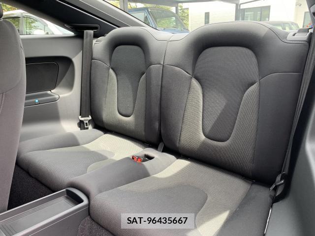 Audi TT 2013-06 8010335-6