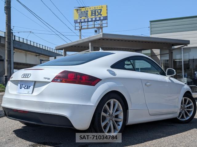 Audi TT 2012-11 8011521-12