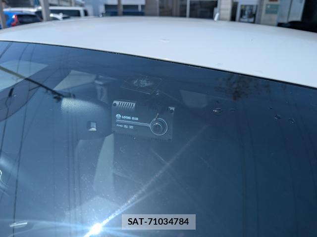 Audi TT 2012-11 8011521-16