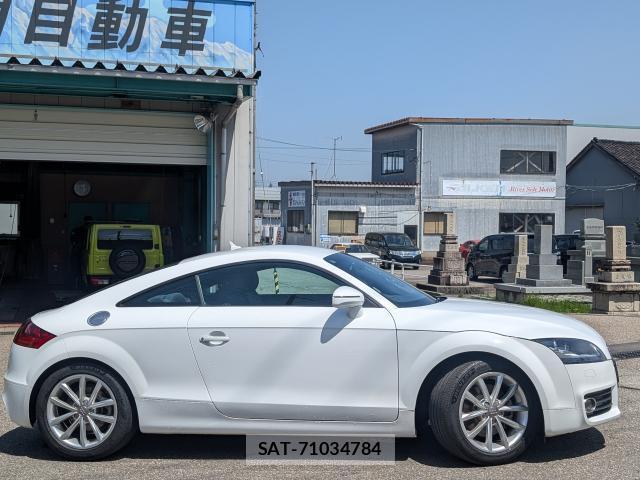 Audi TT 2012-11 8011521-3