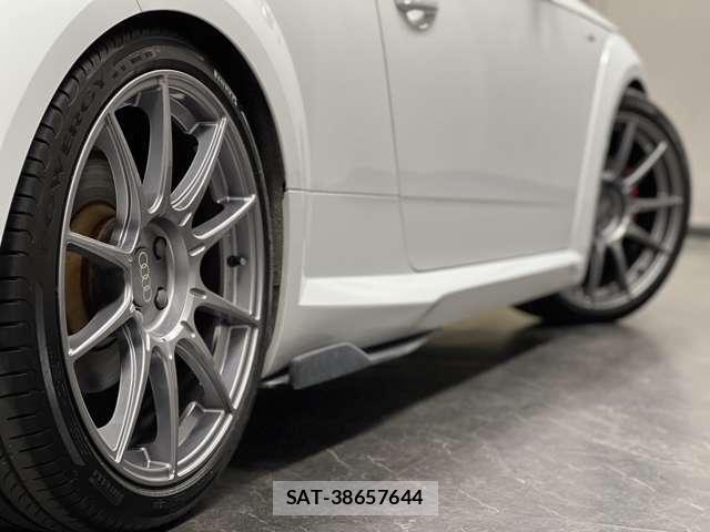 Audi TT 2015-09 8012631-11