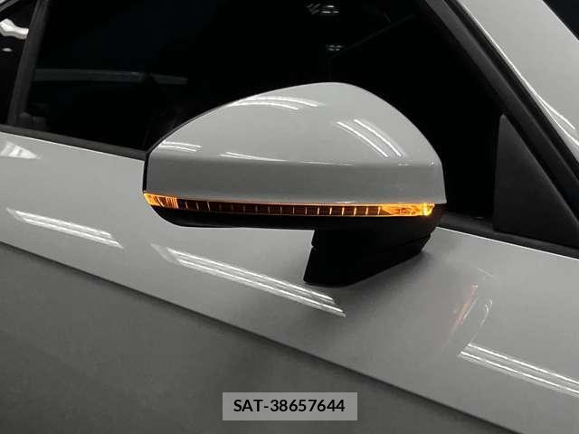 Audi TT 2015-09 8012631-14